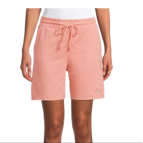 Bermuda Short W/ Patch - Picture 1 of 9